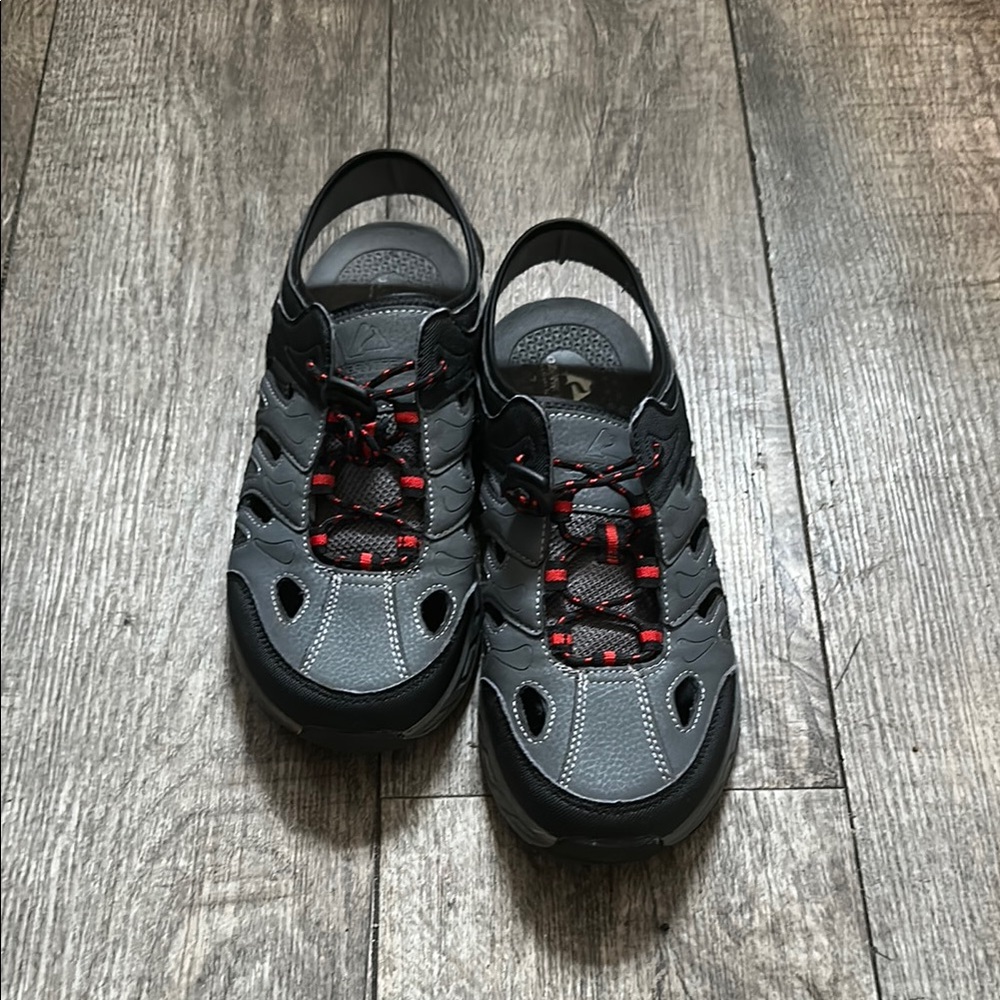 Ozark Trail Gray and Red Sandals with Sporty Design
